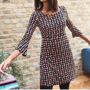 Boden Miriam flare sleeve soft stretchy jersey knit dark floral black dress